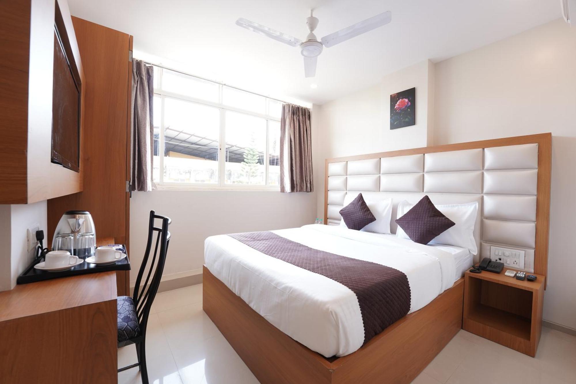 פאנג'י Metropolis Business Hotel מראה חיצוני תמונה