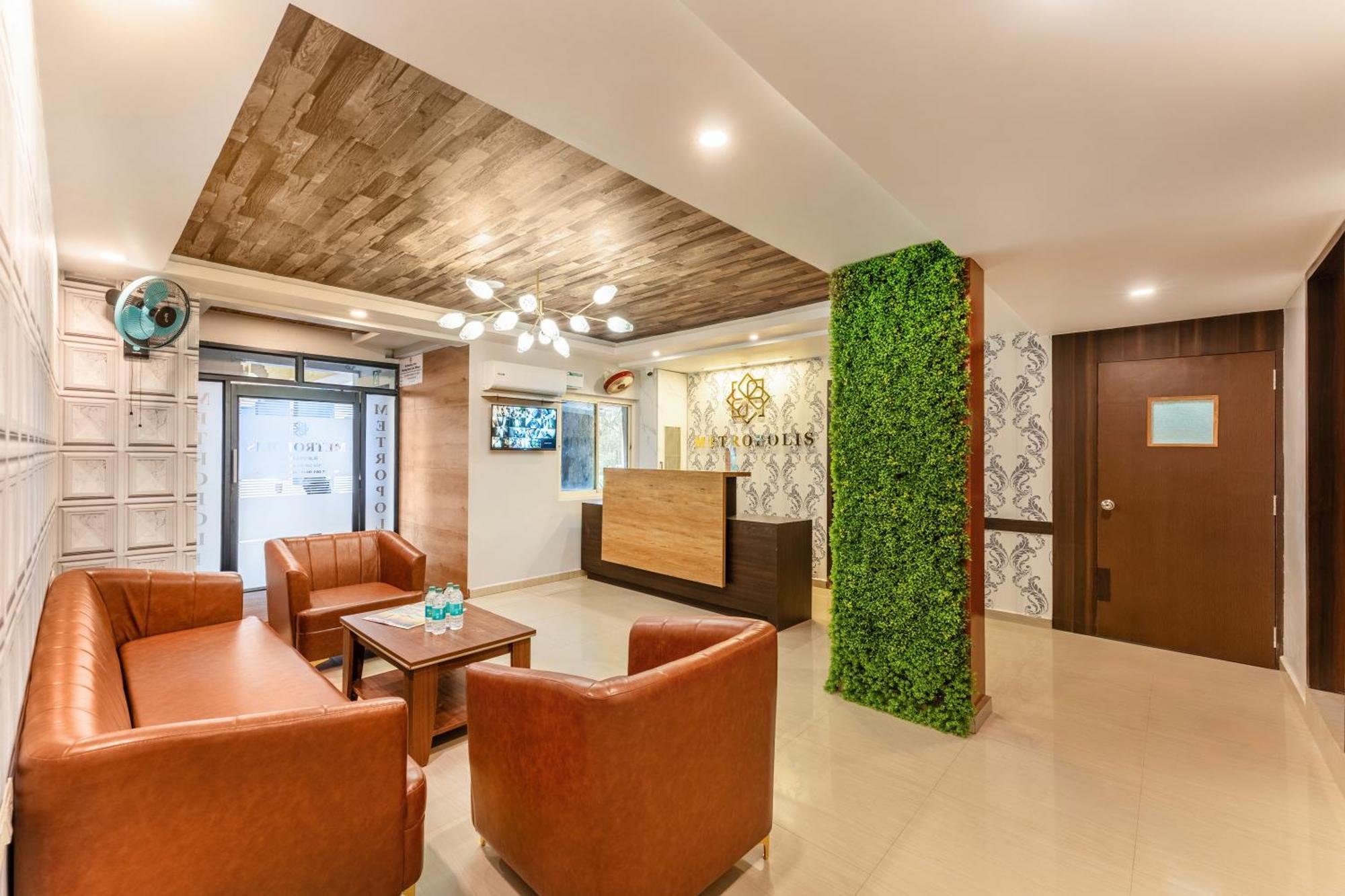 פאנג'י Metropolis Business Hotel מראה חיצוני תמונה