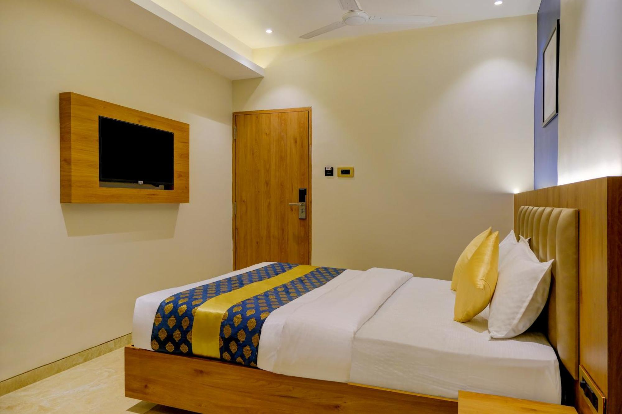 פאנג'י Metropolis Business Hotel מראה חיצוני תמונה