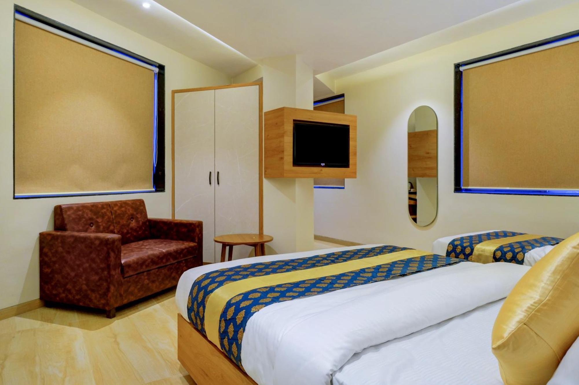 פאנג'י Metropolis Business Hotel מראה חיצוני תמונה