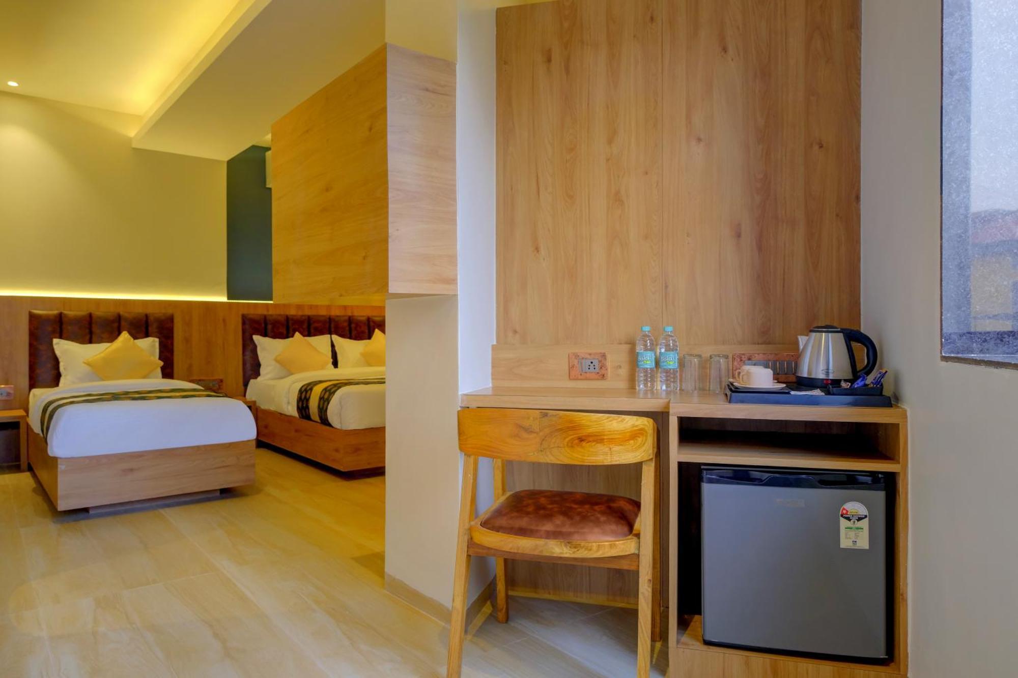 פאנג'י Metropolis Business Hotel מראה חיצוני תמונה